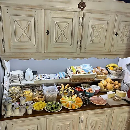 Mollino By Skilink Hotel *